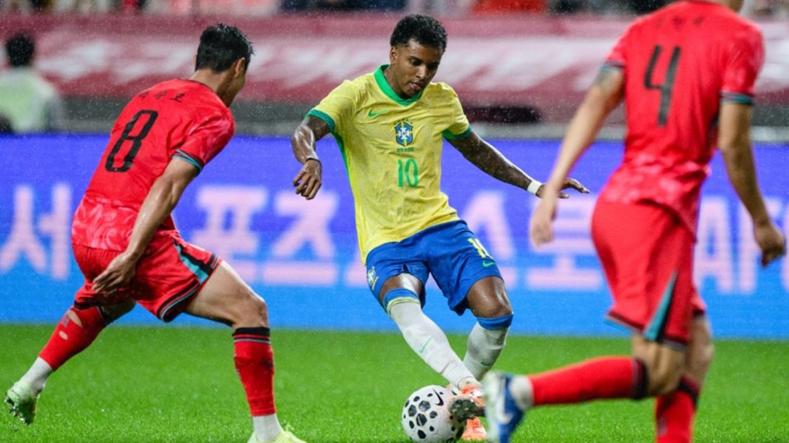 Brasil dio una exhibición de fútbol y goles en Corea del Sur | 442