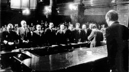 121025_videla_dictadores_juicio_juntas_militares_cedoc_g