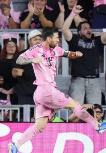 Lionel Messi 
