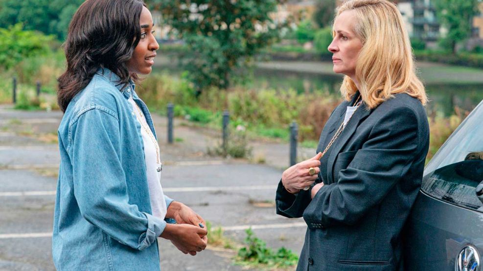 12_10_2025_julia_roberts_luca_guadagnino_gzauipsonypictures_g