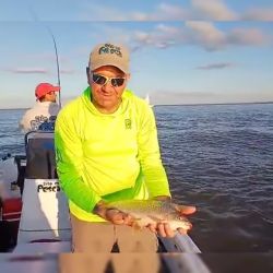 La boga está con nosotros y es un plan ideal para pescarla en los próximos meses. Junto a bagres de mar, dorados, corvinas y pejerreyes, hay múltiples especies para disfrutar del río más ancho del mundo. 