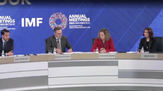 El FMI recortó el crecimiento para la Argentina en 2025 a 4,5% y en 2026 al 4%