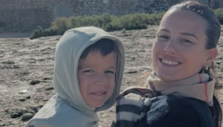Tras separarse de Cristian Cúneo Libarona, Luli Fernández se fue de vacaciones con su hijo Indalecio: las fotos