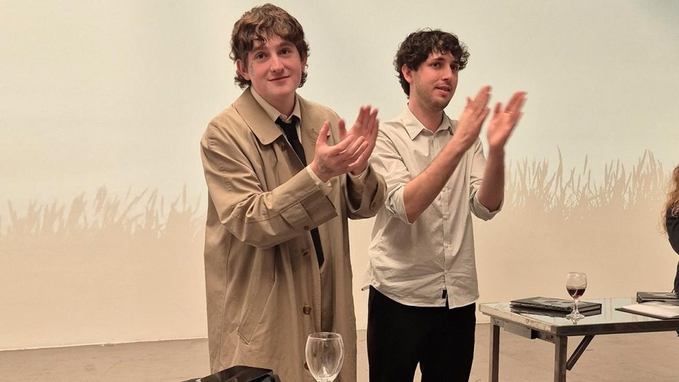 Dillom lleva su universo musical a un libro 14102025