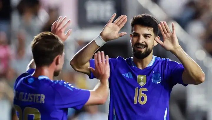 flaco-lopez-con-la-seleccion-argentina-2118575