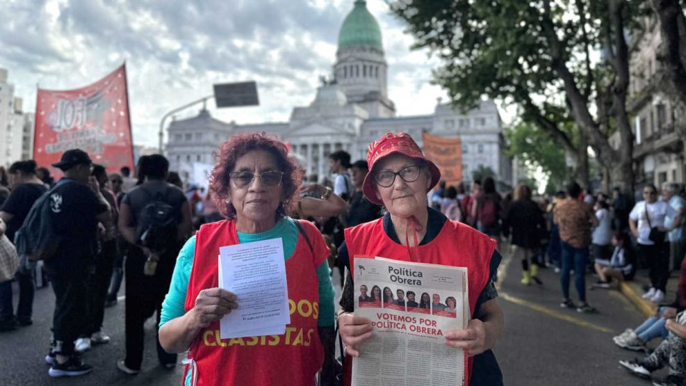 Marcha de los miércoles en las inmediaciones del Congreso 20251015