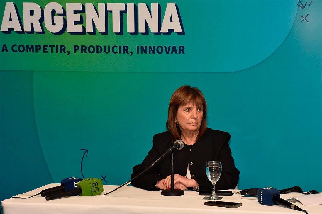 Patricia Bullrich cuestionó a los gobernadores que criticaron el swap con  EEUU | Perfil