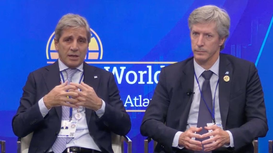 Economy Minister Luis Caputo and Central Bank Governor Santiago Bausili.