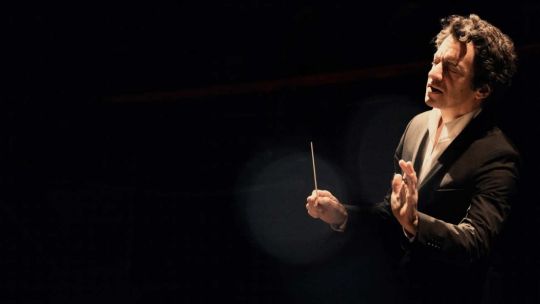 El Teatro Colón incorporó al maestro Alejo Pérez como el nuevo Director Titular de su Orquesta Estable