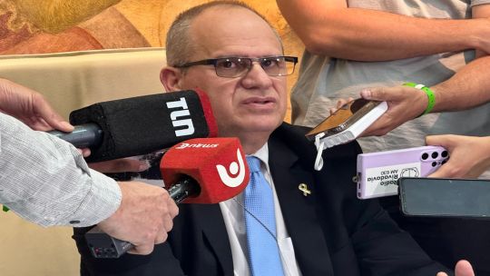 Eyal Sela en el homenaje a las víctimas del ataque de Hamás: “Todavía hay 19 cadaveres y Hamás sabe dónde están”