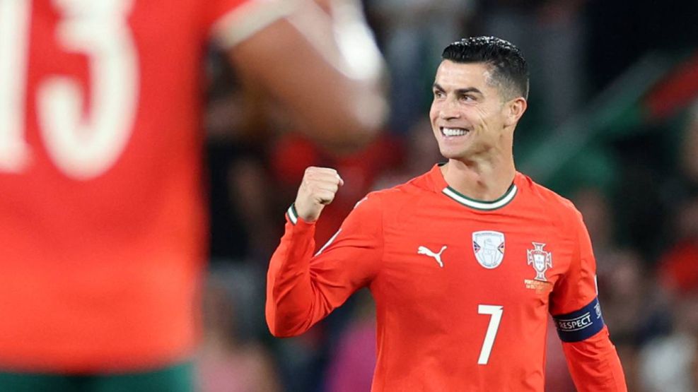 Mikel Arreola confirma el primer amistoso de Cristiano Ronaldo en Latinoamérica 17102025