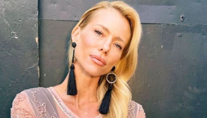 Ni botas ni sandalias: Nicole Neumann demostró cuál es el calzado que volvió a ser tendencia en esta temporada