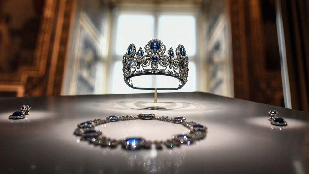 Robo Joyas Louvre Francia 20102025