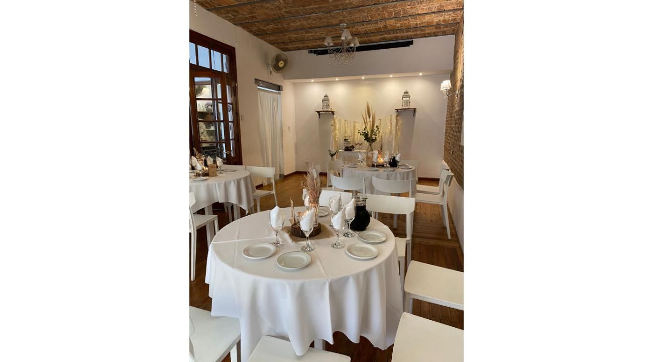 “El Patio”: El encanto de los casamientos civiles íntimos en Villa Pueyrredón