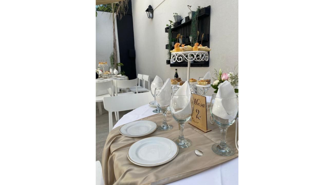 “El Patio”: El encanto de los casamientos civiles íntimos en Villa Pueyrredón