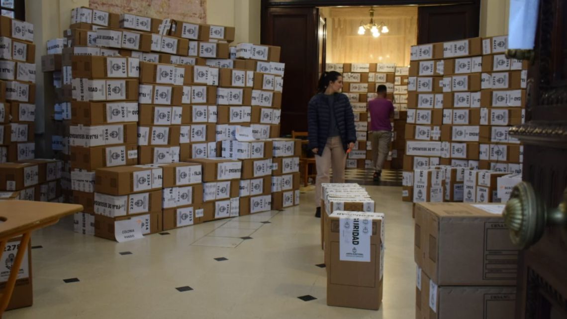 La Junta Electoral de Corrientes intimó a Esquina a pagar $12,3 millones y amenaza con un "conflicto de poderes"