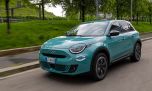 Volvió el Fiat 600 con el estilo retro, pero en forma de crossover: precio y detalles