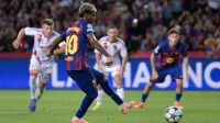 Lamine Yamal con Barcelona en la UEFA Champions League