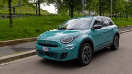 Volvió el Fiat 600 con el estilo retro, pero en forma de crossover: precio y detalles