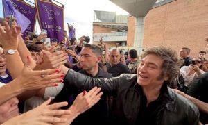 El presidente Javier Milei en campaña