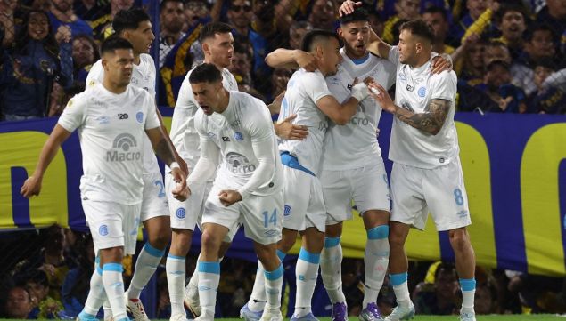 Belgrano de Córdoba celebrando su triunfo en La Bombonera