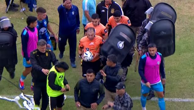 Lucas Comesaña en Gimnasia de Jujuy vs Deportivo Madryn