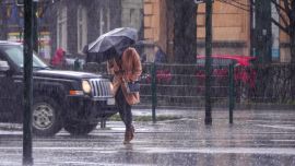 El fin de semana empieza con alerta por tormentas y más fresco en AMBA y gran parte del país