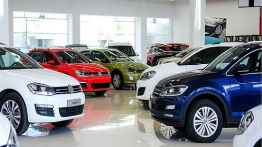 Los créditos para comprar autos está en su nivel más bajo Los créditos para comprar autos está en su nivel más bajo