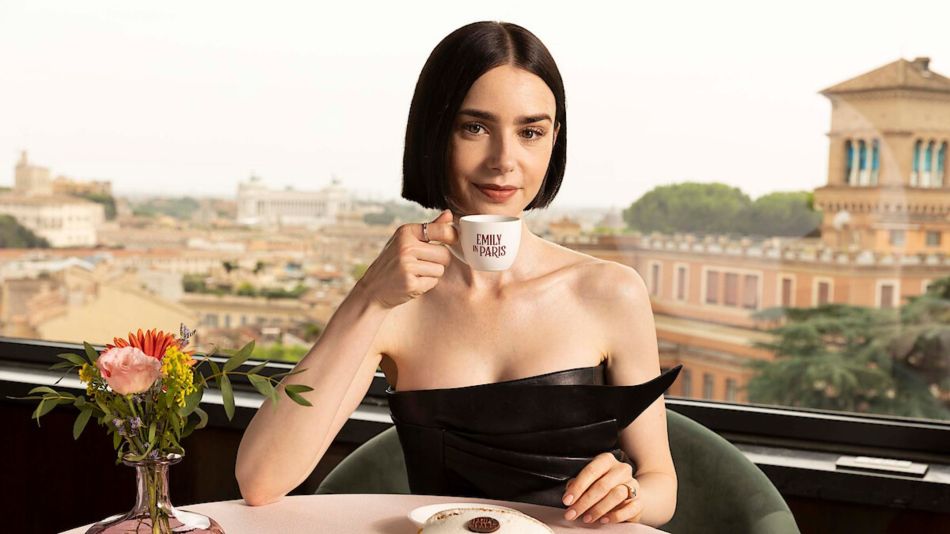 Lily Collins