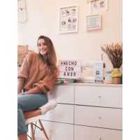 Hecho con Amor: de una idea en casa a vestir maestras en todo el país