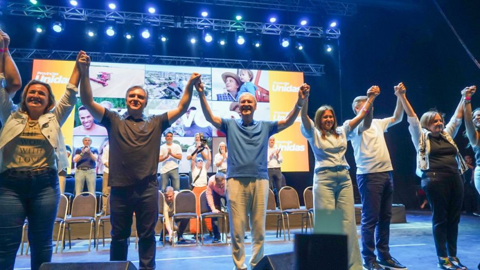 Provincias Unidas, cierre de campaña