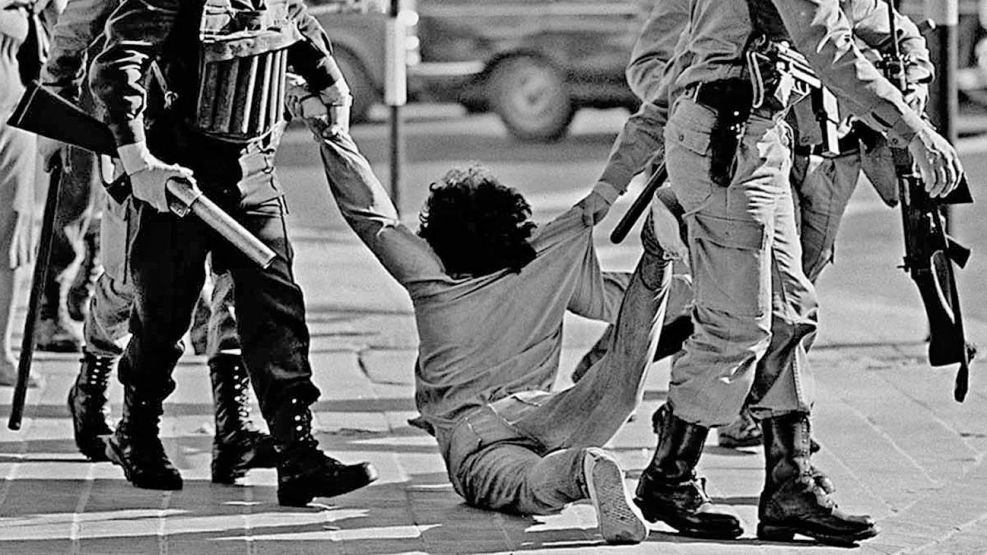 251025_dictadura_represion_militar_cedoc_g