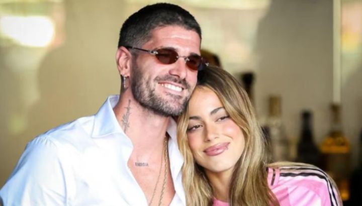 Rodrigo de Paul sorprendió a Tini Stoessel en su show: el video