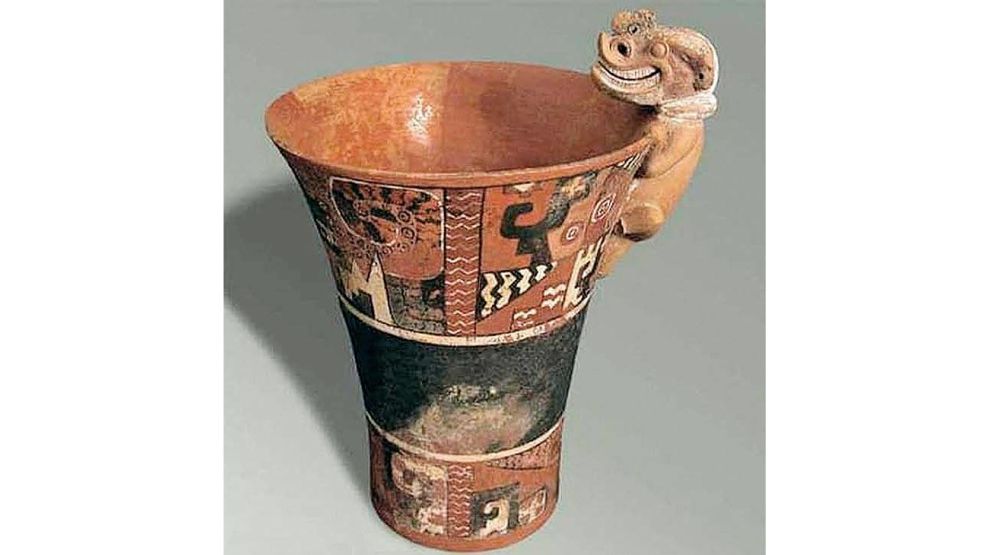 261025_tiahuanaco_kero_ceramica_andina_cedoc_g