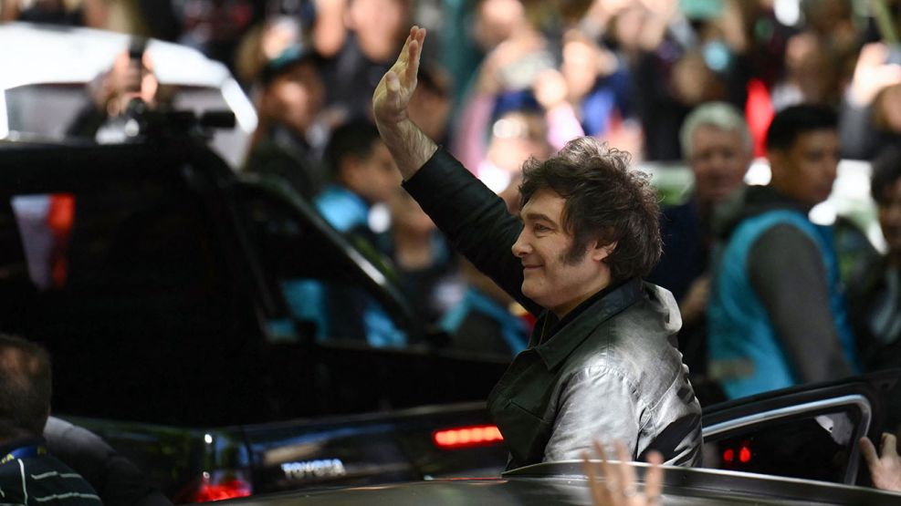 El Presidente Javier Milei votando 26102025