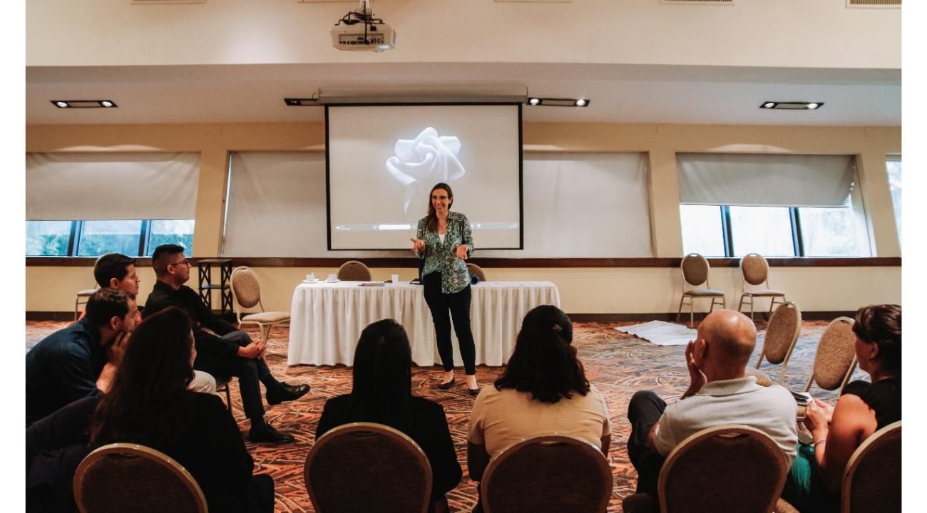 Formadores que transforman: El nuevo rol de quienes guían procesos