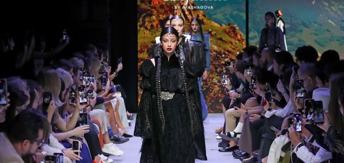 Jamilya Afashagova: cuando la herencia rusa se convierte en estilo contemporáneo