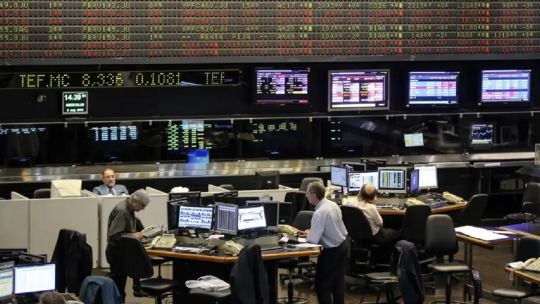 Merval: “Cualquiera que pueda invertir en Argentina con el 1% de lo que es para emergentes te vuela el mercado porque es muy chiquito”