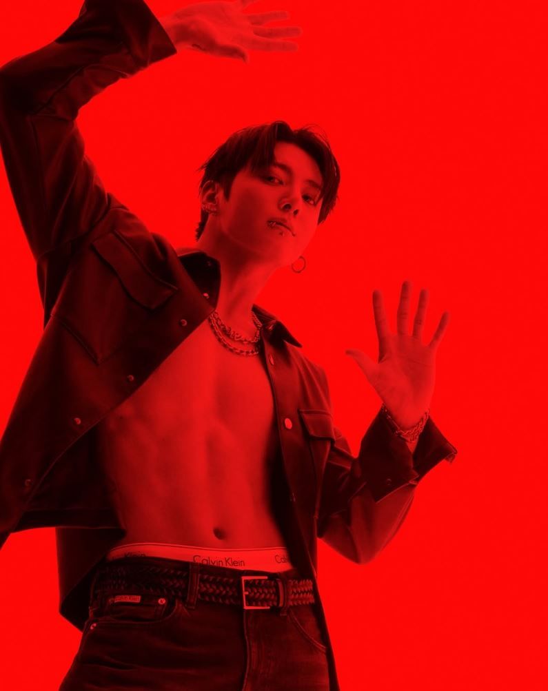 Jungkook para Calvin Klein 2025