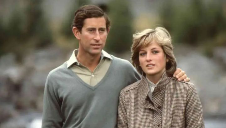 Lady Di y el príncipe Carlos: un matrimonio marcado por el dolor y el escándalo