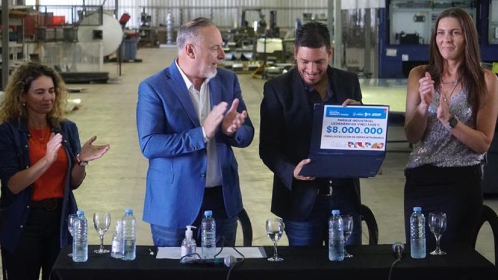 Eduardo Accastello junto a Ferrer