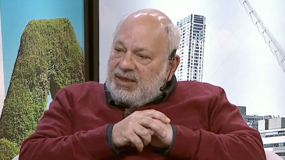 Sebastián Plut es doctor en Psicología