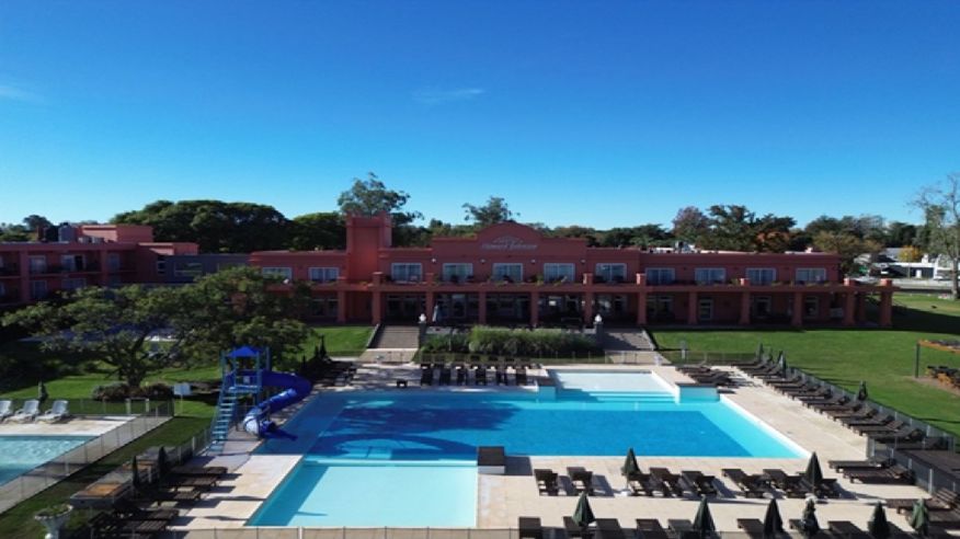 Howard Johnson Resort & Convention Center Chascomús