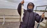 En el Río de la Plata aún se puede disfrutar del pejerrey desde la costa