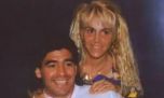 Los 400 tesoros de Diego Maradona que custodia Claudia Villafañe: de trofeos y botines a camisetas históricas