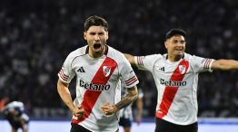 Gonzalo Montiel celebrando un gol con River Plate