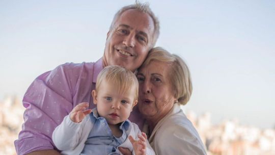 Marley junto a su mamá y su hijo Mirko