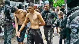 021125_brasil_rio_represion_afp_g
