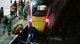 El ataque a puñaladas a pasajeros de un tren en Cambridge conmociona al Reino Unido.
