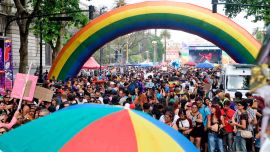La Justicia suspendió el DNU de Milei que prohibía los tratamientos de cambio de género en menores